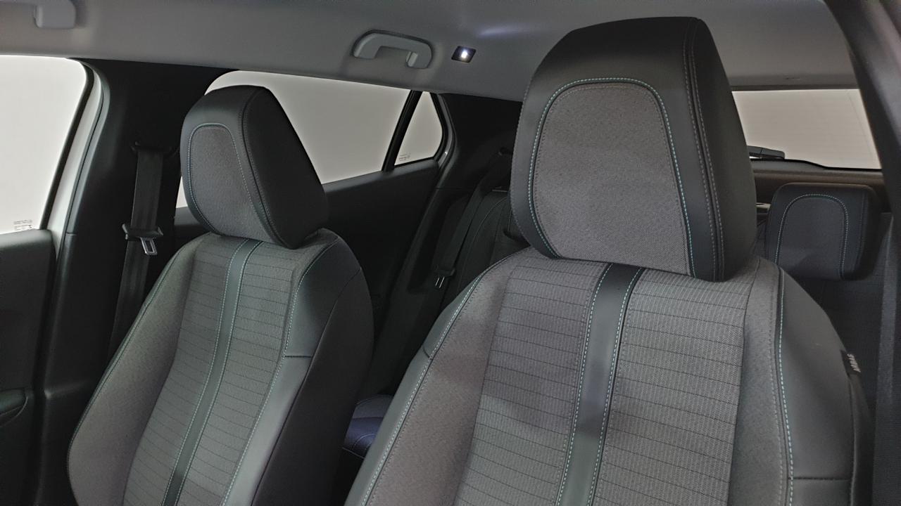 PEUGEOT 2008 NOUVEAU 1.2 PURETECH 130CV EAT8 ALLURE + CAMERA DE RECUL