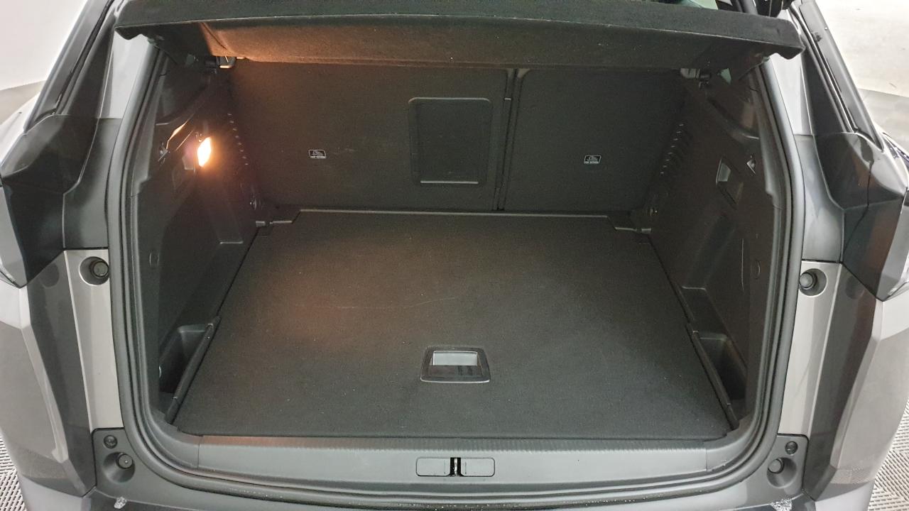 PEUGEOT 3008 NOUVEAU 1.2 PURETECH 130CV EAT8 ALLURE PACK + SIEGES CHAUFFANTS