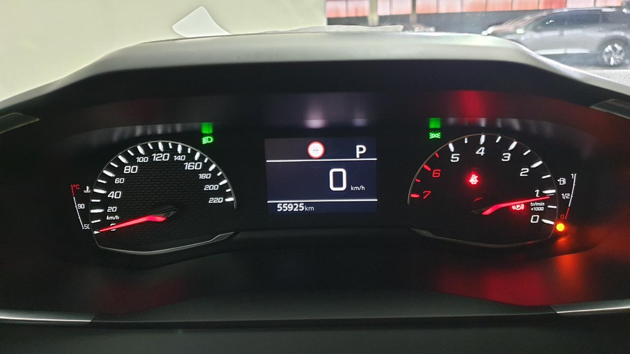 PEUGEOT 2008 NOUVEAU 1.2 PURETECH 130CV EAT8 ALLURE + CAMERA DE RECUL