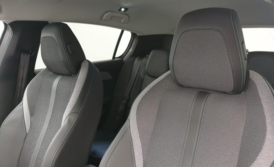 PEUGEOT 308 NOUVELLE 1.2 PURETECH 130CV EAT8 ALLURE PACK + SIEGES CHAUFFANTS + RECHARGE SMARTPHONE