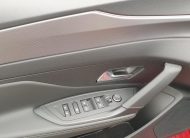 PEUGEOT 308 NOUVELLE 1.5 BLUEHDI 130CV EAT8 GT + CAMERA 360 + PACK DRIVE ASSIST PLUS