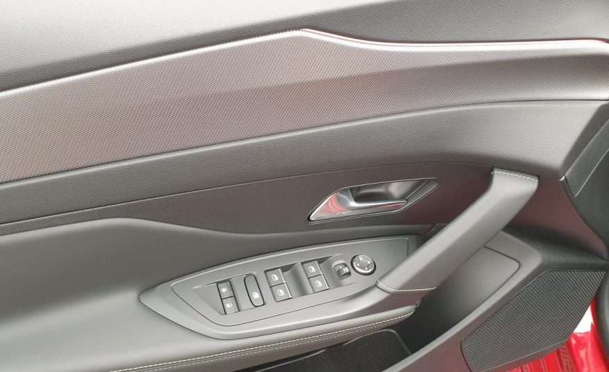 PEUGEOT 308 NOUVELLE 1.5 BLUEHDI 130CV EAT8 GT + CAMERA 360 + PACK DRIVE ASSIST PLUS