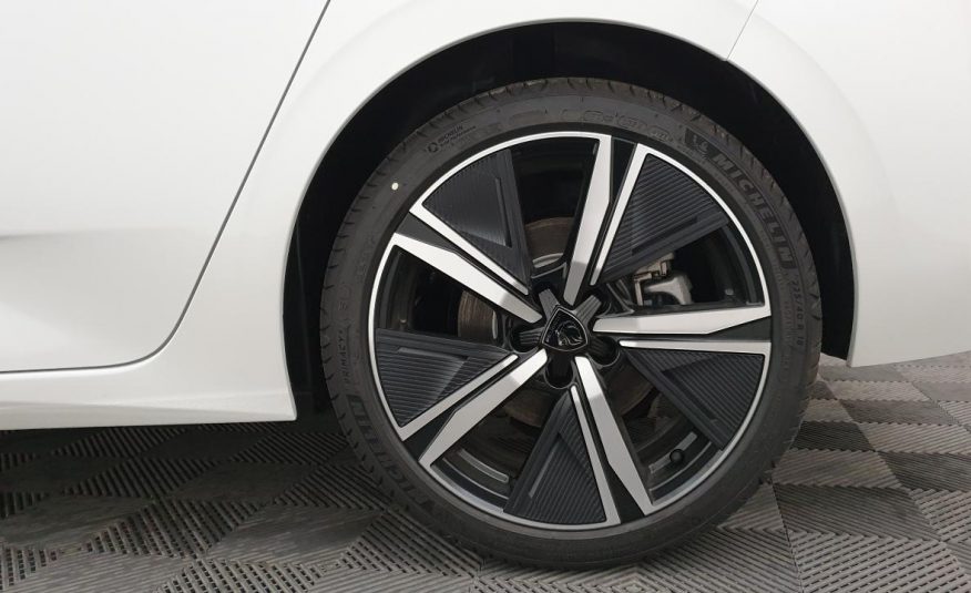 PEUGEOT 308 NOUVELLE 1.6 HYBRID 225CV EAT8 GT + TOIT PANO + CAMERA 360