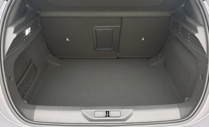 PEUGEOT 308 NOUVELLE 1.2 PURETECH 130CV EAT8 ALLURE PACK + SIEGES CHAUFFANTS + RECHARGE SMARTPHONE