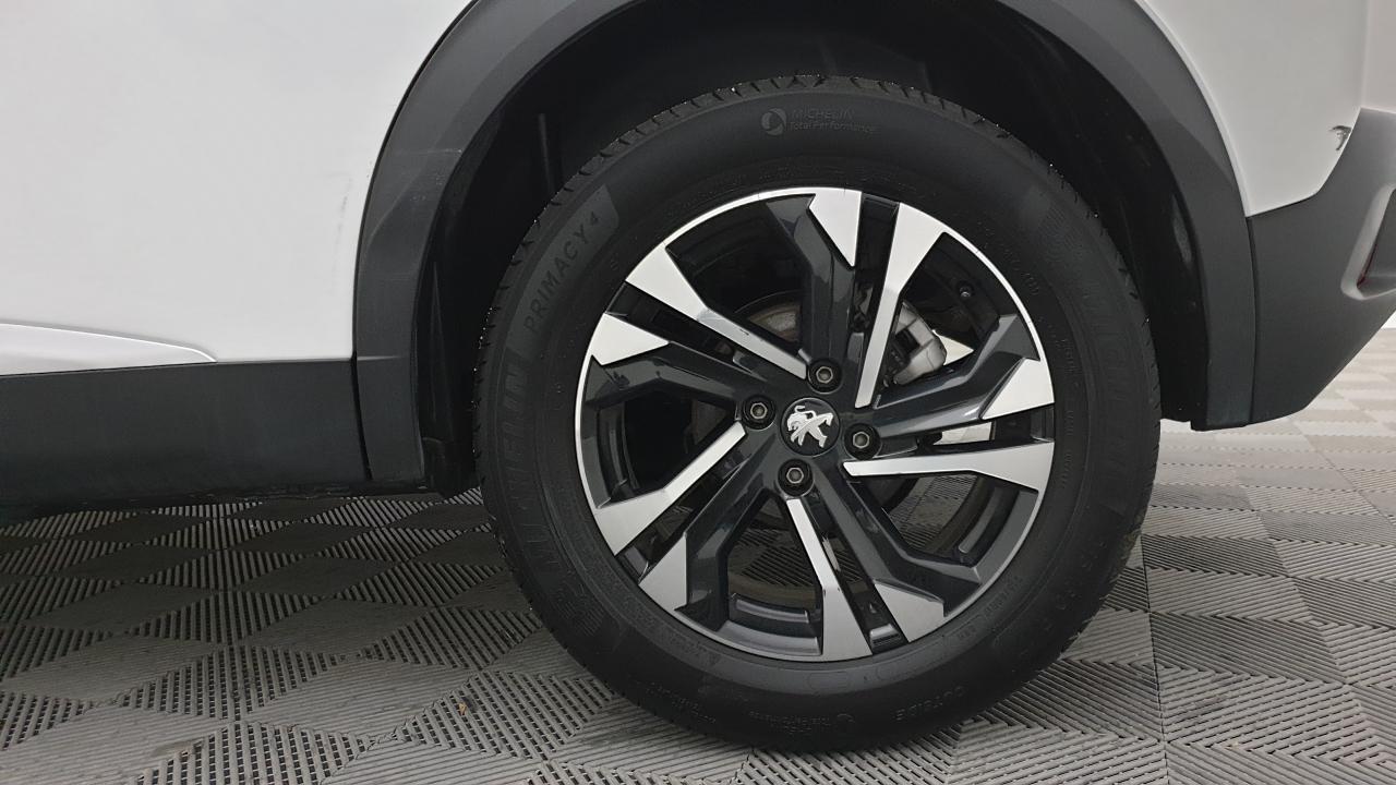 PEUGEOT 2008 NOUVEAU 1.2 PURETECH 130CV EAT8 ALLURE + CAMERA DE RECUL