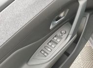 PEUGEOT 308 NOUVELLE 1.2 PURETECH 130CV EAT8 ALLURE PACK + SIEGES CHAUFFANTS + RECHARGE SMARTPHONE