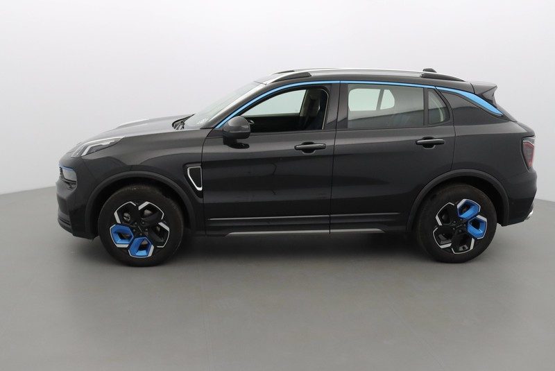 LYNK&CO 01
