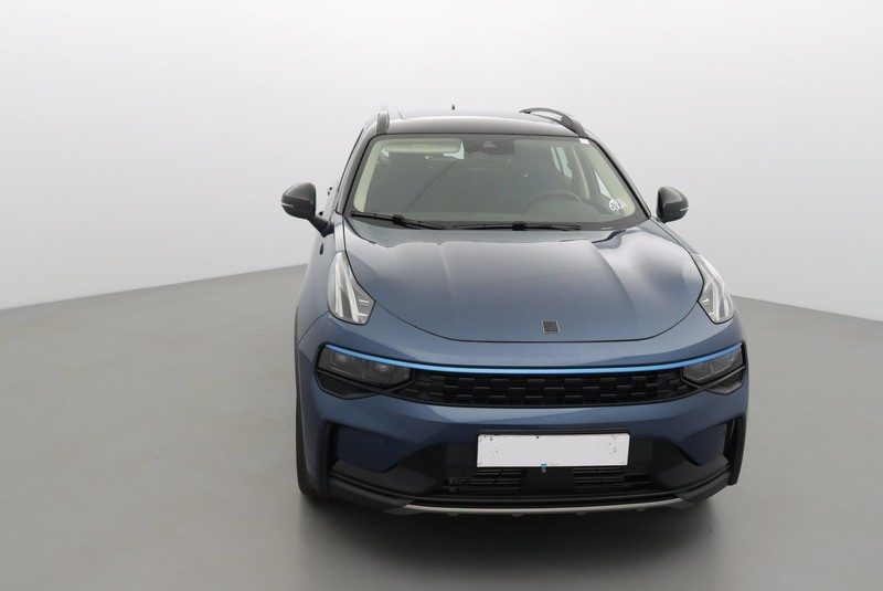 LYNK&CO 01