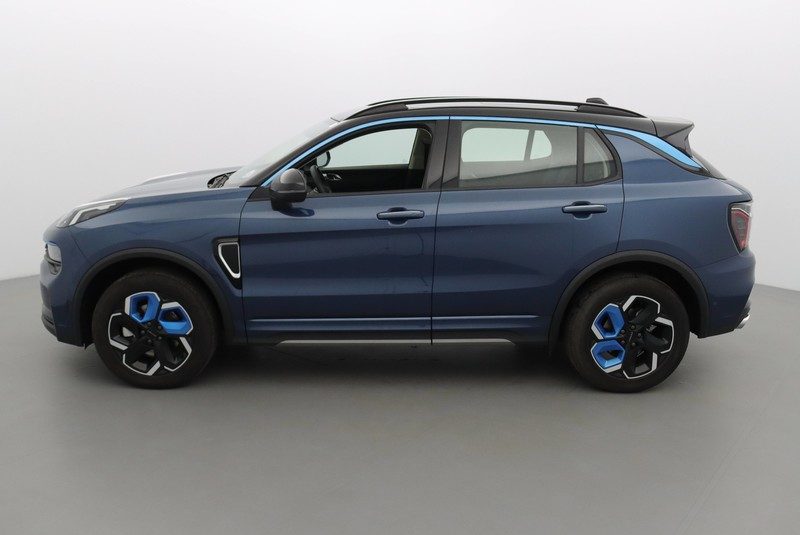 LYNK&CO 01