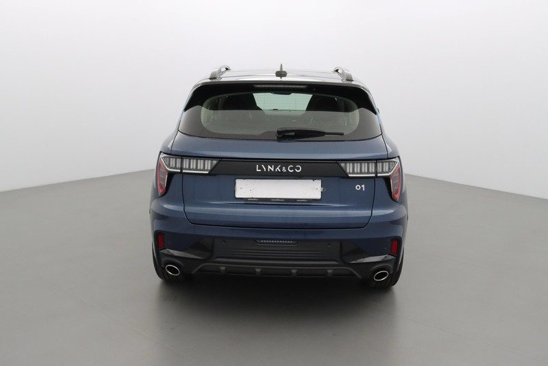 LYNK&CO 01